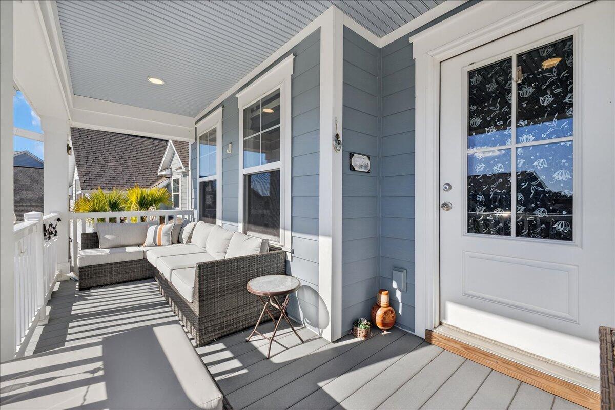 212 Shortmarsh Street Summerville, SC 29486 - Photo 2 of 35 06-Square One Team - DSC00054