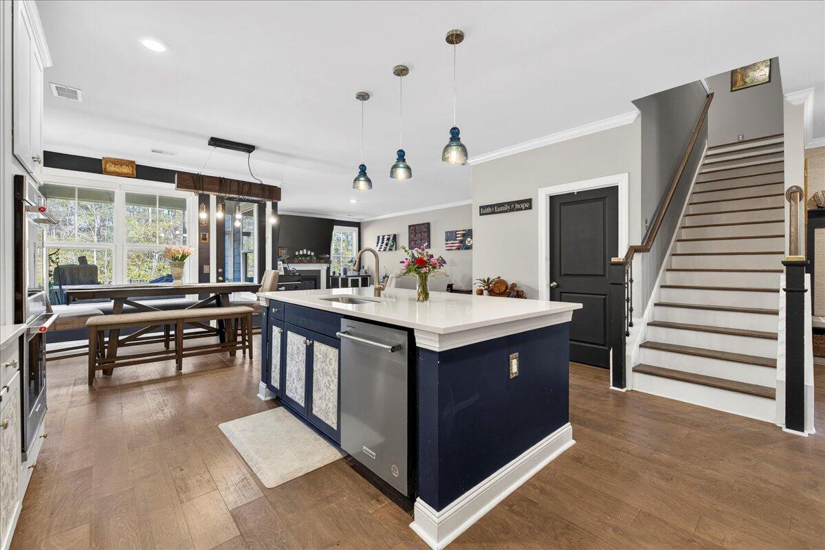 212 Shortmarsh Street Summerville, SC 29486 - Photo 8 of 35 14-Square One Team - DSC09985