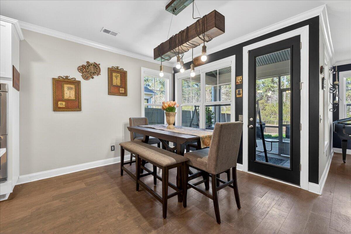 212 Shortmarsh Street Summerville, SC 29486 - Photo 9 of 35 15-Square One Team - DSC09987