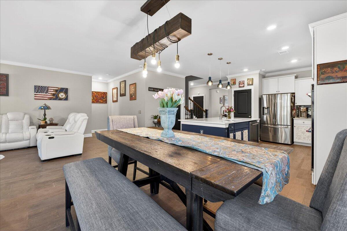 212 Shortmarsh Street Summerville, SC 29486 - Photo 10 of 35 16-Square One Team - DSC09990