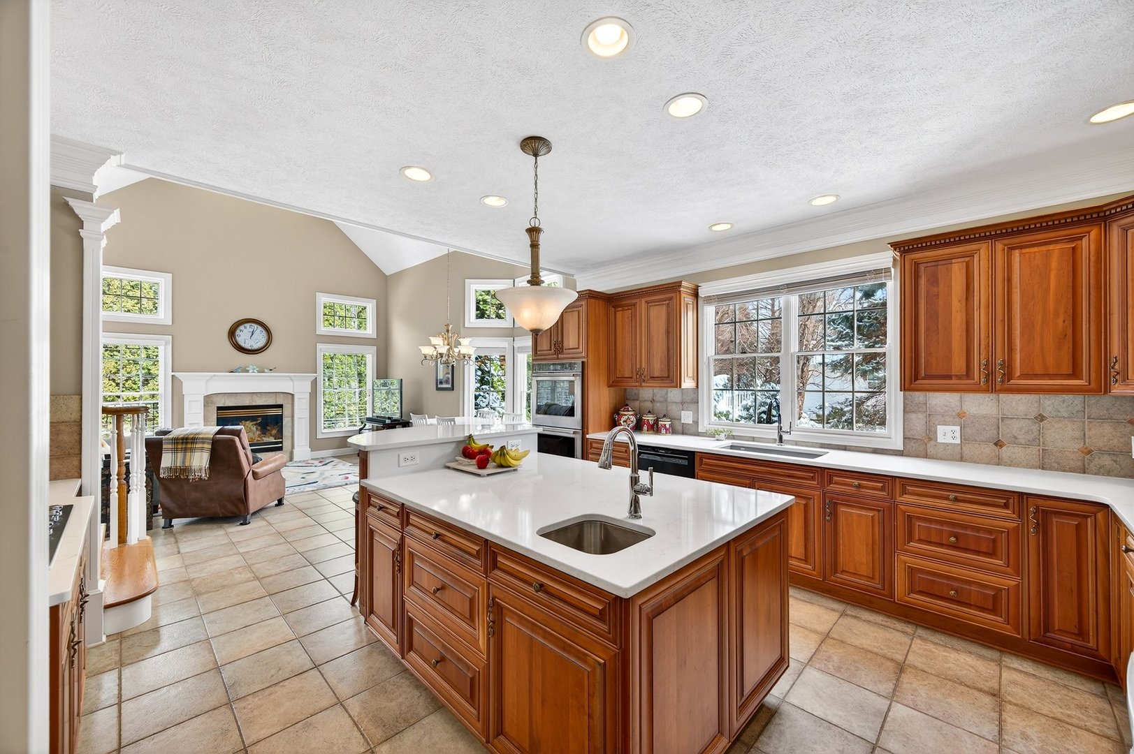 3008 Rusty Lane Bloomington, IL 61704 - Photo 15 of 77
