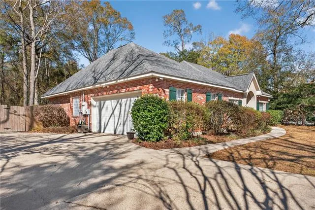 $499,000 | 404 North Woodlake Way, Pearl River, LA 70452