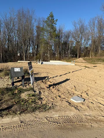 $324,900 | 1008 Cedarwood Street, Greenville, MI 48838