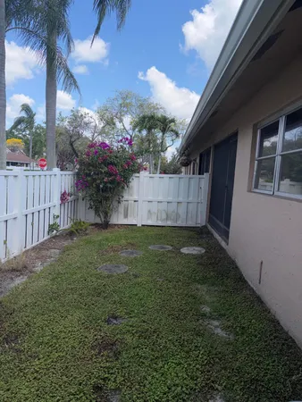 $2,800 | 8107 Summerbreeze Lane, Boca Raton, FL 33496