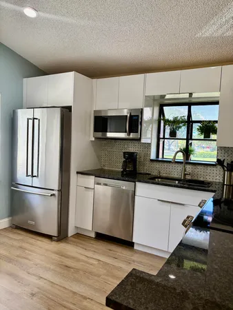 $2,800 | 8107 Summerbreeze Lane, Boca Raton, FL 33496