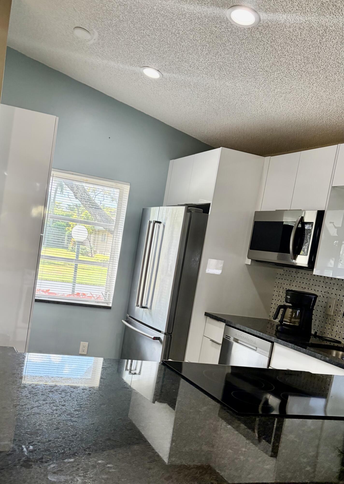 8107 Summerbreeze Lane Boca Raton, FL 33496 - Photo 6 of 24 IMG_0136