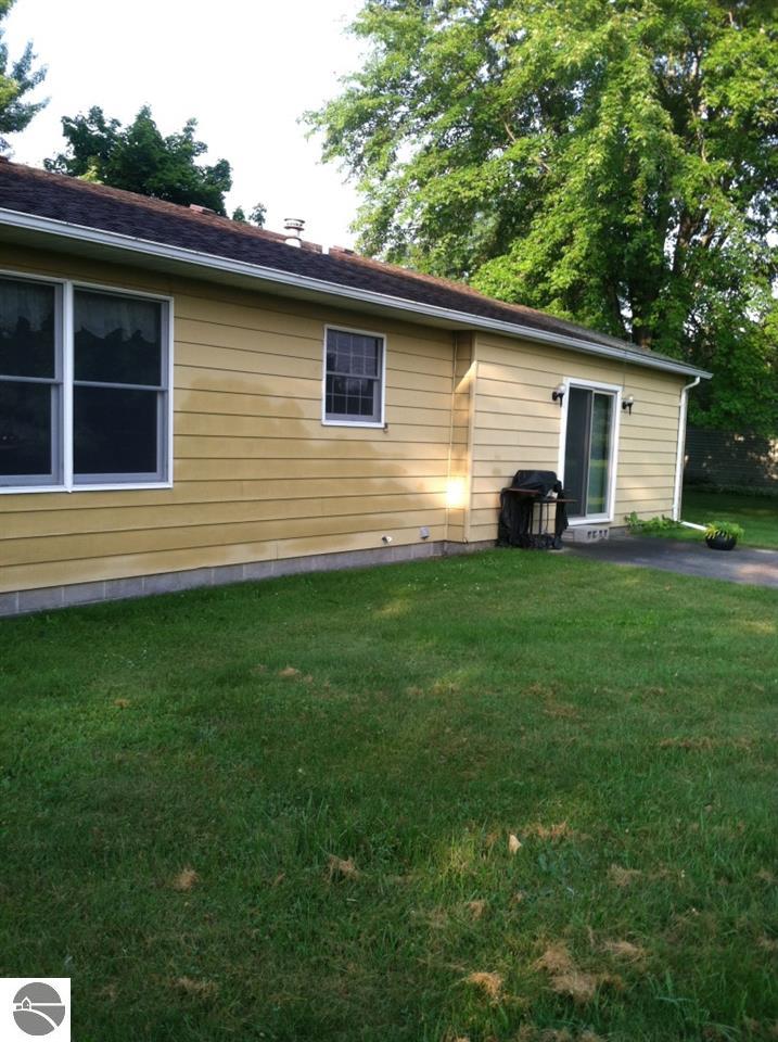 1873 Scully Road Mount Pleasant, MI 48858 - Photo 21 of 23 1789556-20.JPG
