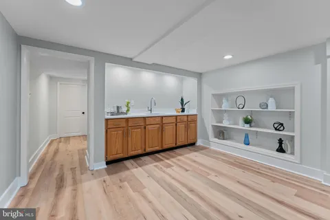$999,900 | 7814 Elba Road, Alexandria, VA 22306