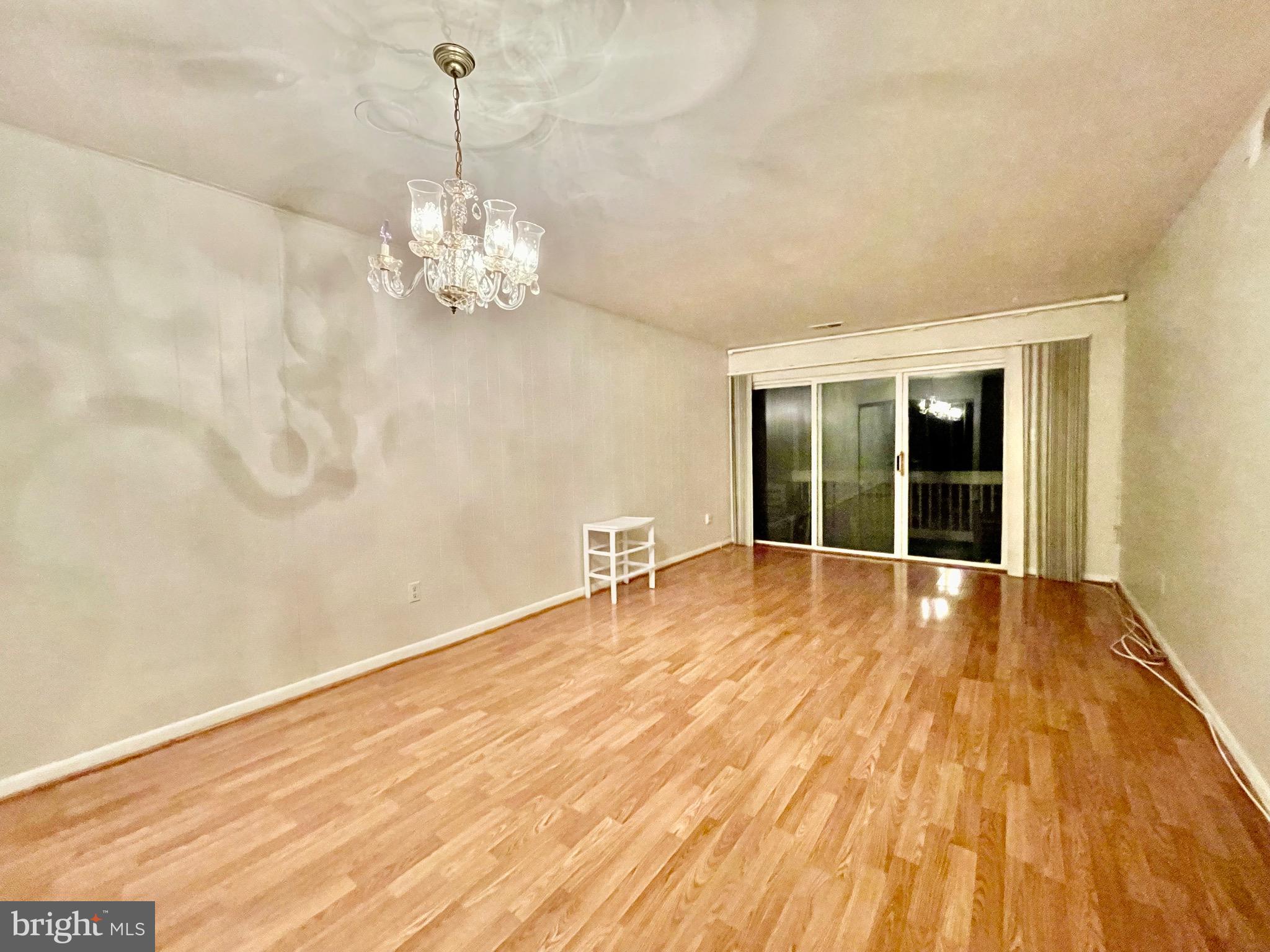 5806 Royal Ridge Drive, Unit R Springfield, VA 22152 - Photo 2 of 26