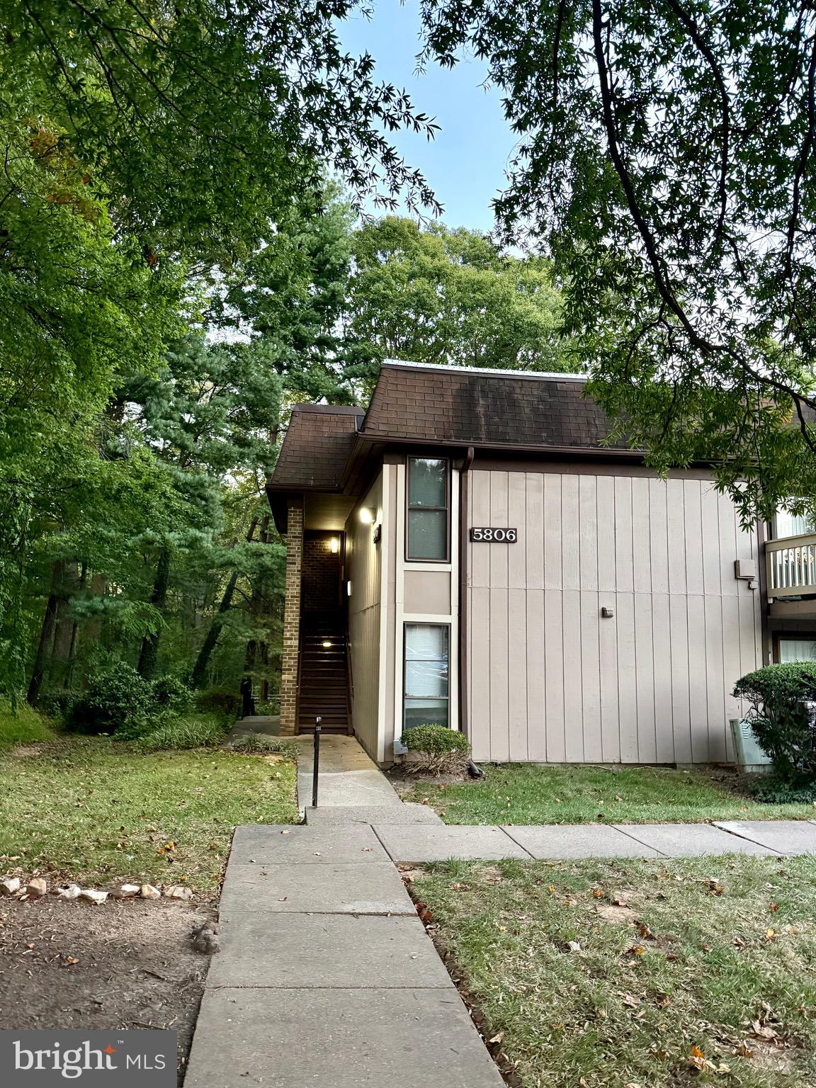 5806 Royal Ridge Drive, Unit R Springfield, VA 22152 - Photo 4 of 26