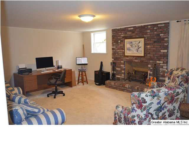 1808 Cornwall Road Hoover, AL 35226 - Photo 25 of 32