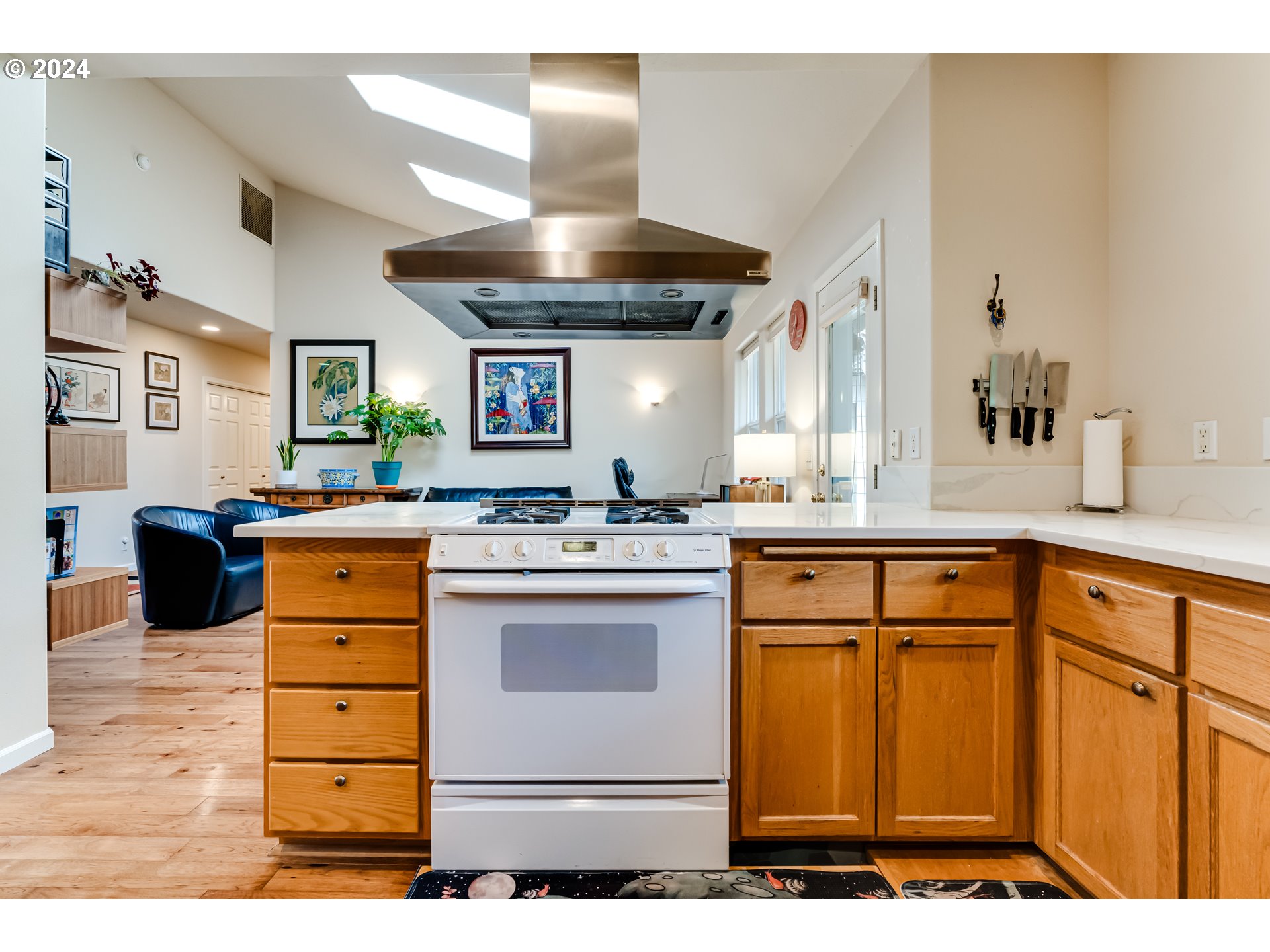 2631 Moon Mountain Drive Eugene, OR 97403 - Photo 12 of 35