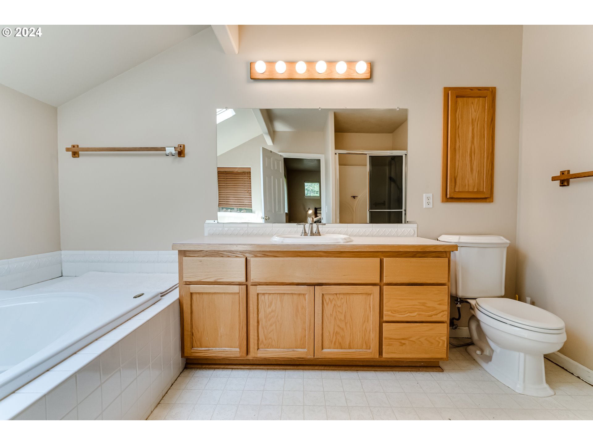 2631 Moon Mountain Drive Eugene, OR 97403 - Photo 21 of 35