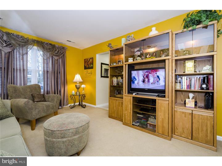 262 Aspen Road Yardley, PA 19067 - Photo 11 of 25 Gallery Image 11