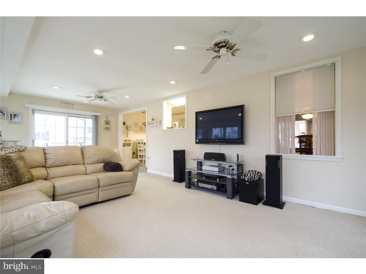 262 Aspen Road Yardley, PA 19067 - Photo 8 of 25 Gallery Image 8