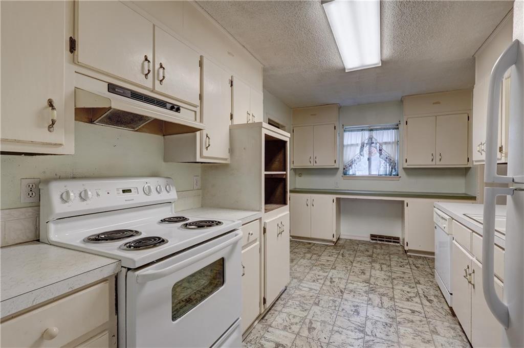 5545 Fountain Road Joplin, MO 64801 - Photo 7 of 42