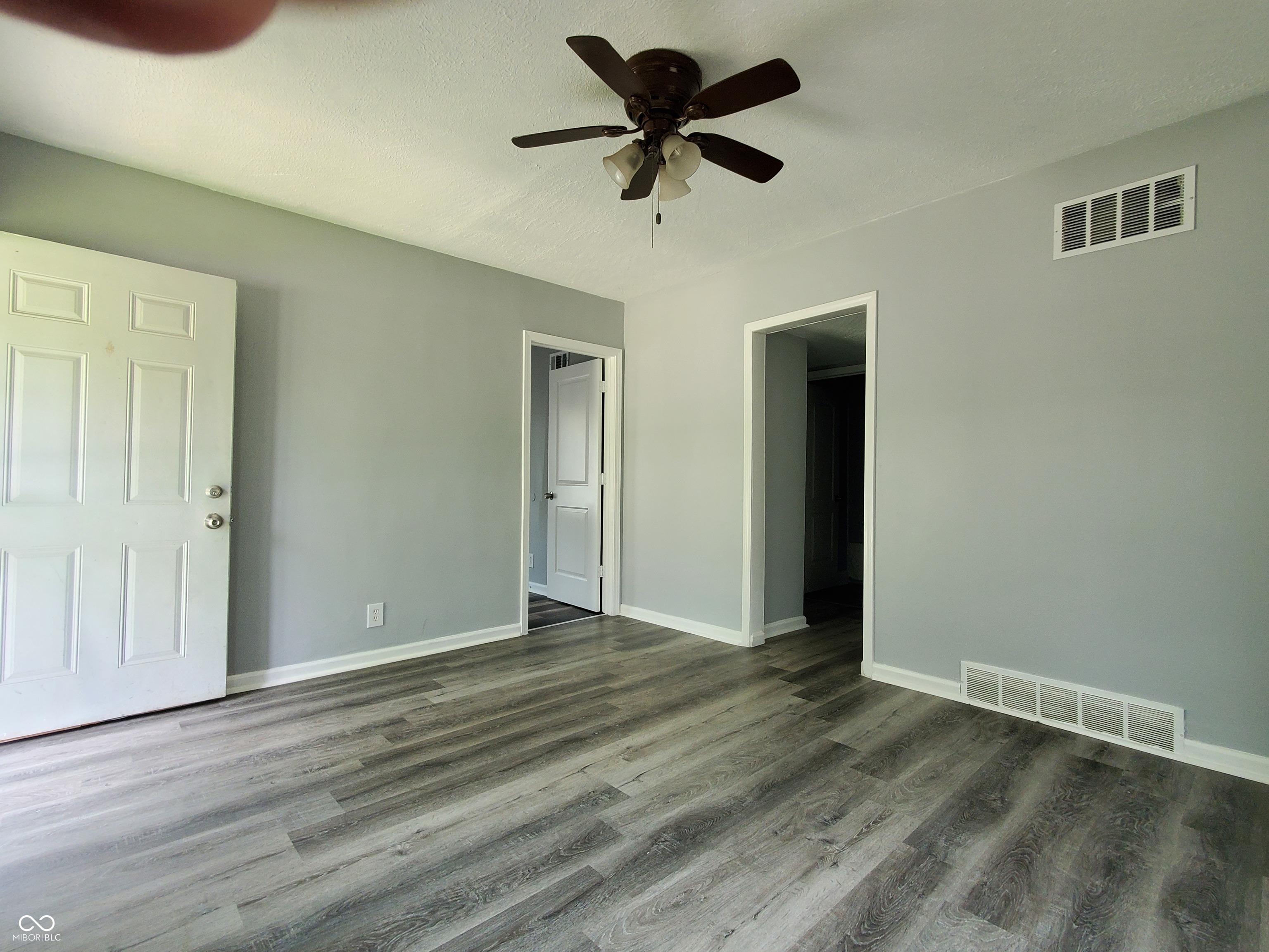 3290 Ralston Avenue Indianapolis, IN 46218 - Photo 2 of 12