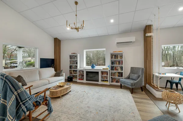$225,000 | 608 Canterbury Drive, Exeter, NH 03833