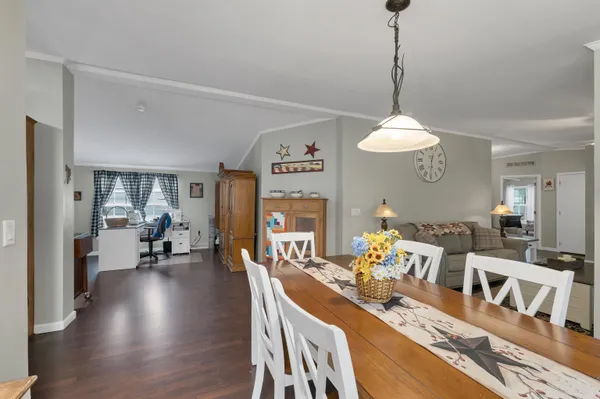 $225,000 | 608 Canterbury Drive, Exeter, NH 03833