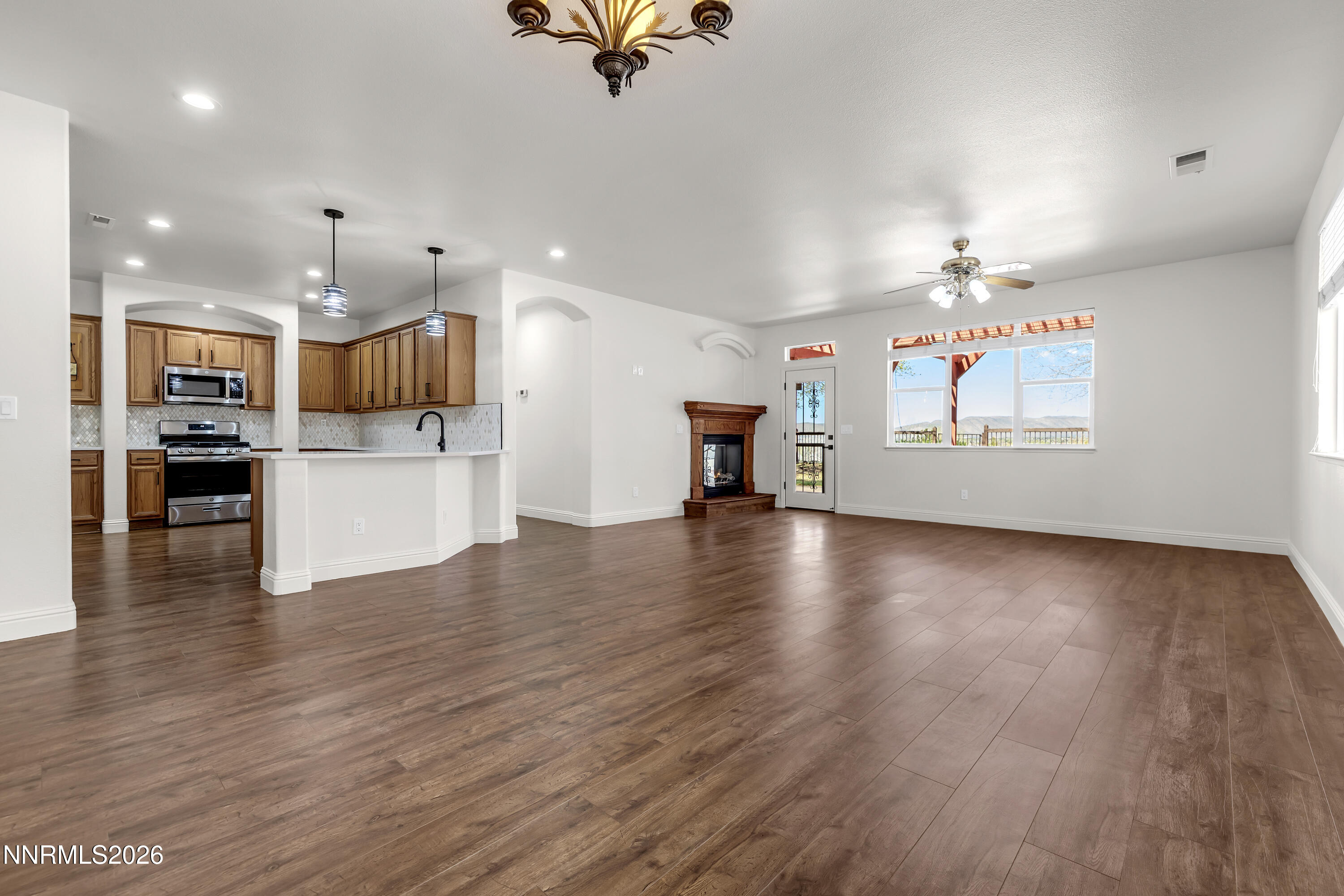 3058 Banestone Road Sparks, NV 89436 - Photo 12 of 61 Banestone3058-012