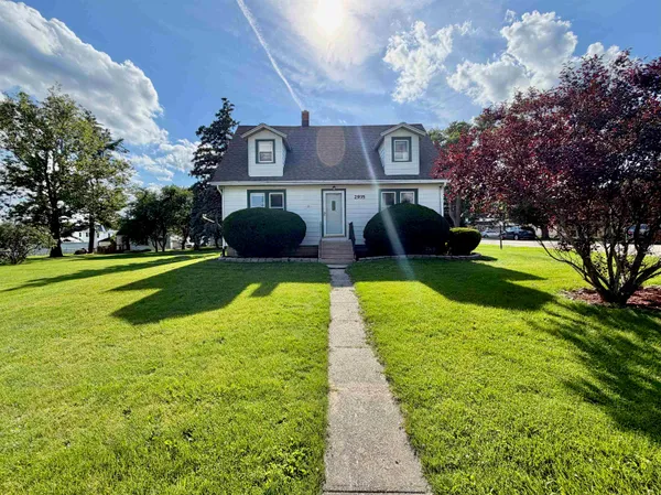 $219,900 | 2935 Tracy Street, Seward, IL 61077