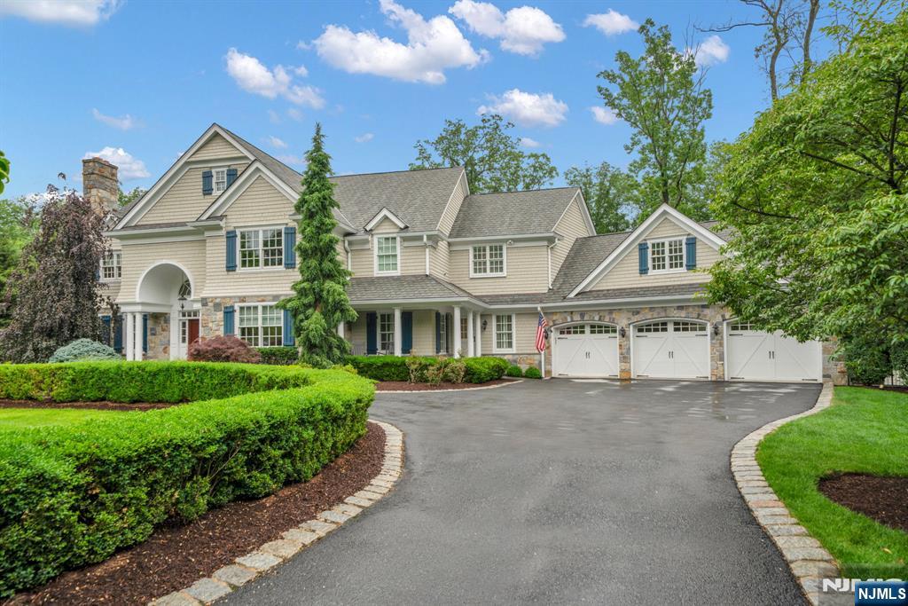 222 Deep Brook Road Wyckoff, NJ 07481 - Photo 2 of 50