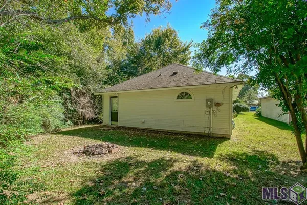 $232,500 | 9493 Gene Buckle Avenue, Denham Springs, LA 70726