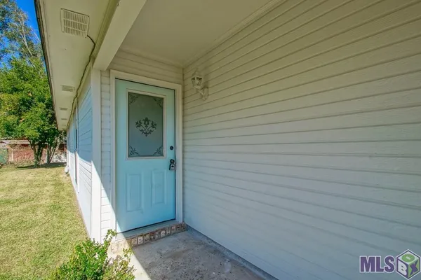 $232,500 | 9493 Gene Buckle Avenue, Denham Springs, LA 70726