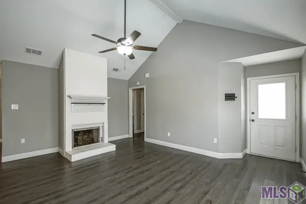 $232,500 | 9493 Gene Buckle Avenue, Denham Springs, LA 70726