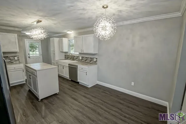 $232,500 | 9493 Gene Buckle Avenue, Denham Springs, LA 70726