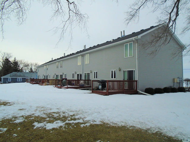 111-125 North Ridge Street Creston, IL 60113 - Photo 4 of 4