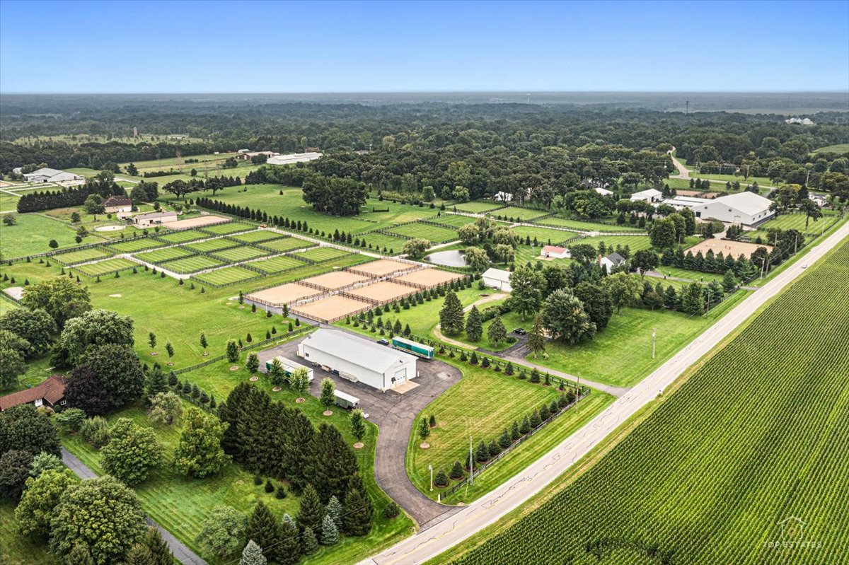 2-s976 Deerpath Road Batavia, IL 60510 - Photo 61 of 62 Gallery Image 61