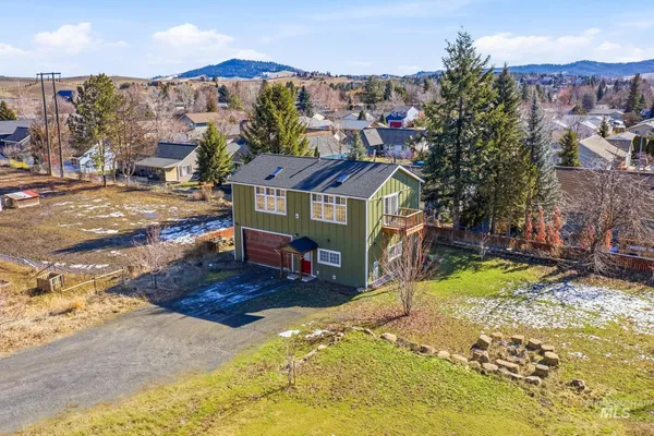 $499,000 | 1250 North Mountain View Road, Moscow, ID 83843