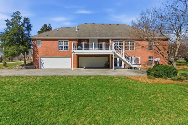 $679,000 | 1902 Palmer Drive, Springfield, TN 37172