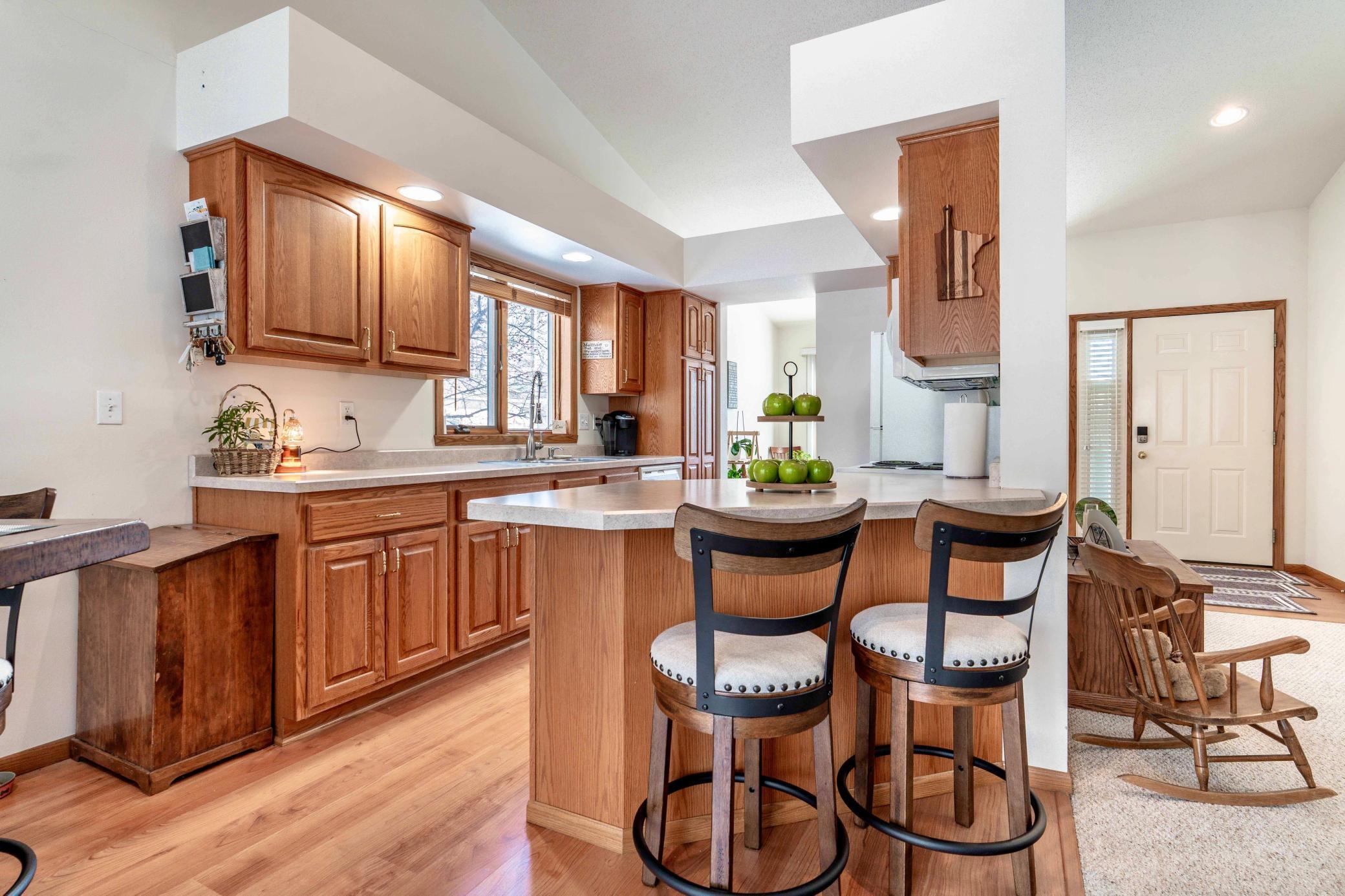 925 East Cavour Avenue Fergus Falls, MN 56537 - Photo 6 of 25