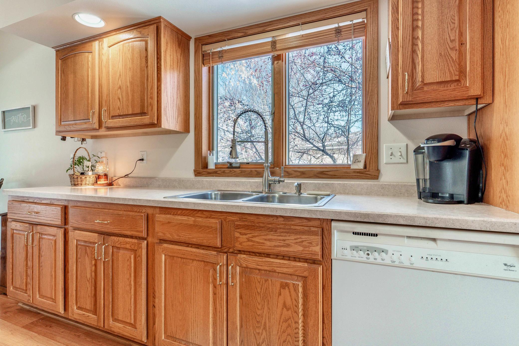 925 East Cavour Avenue Fergus Falls, MN 56537 - Photo 9 of 25
