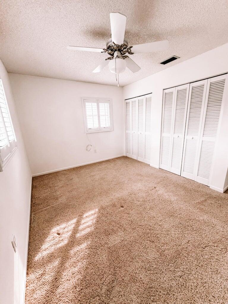 8053 Southeast Carlton Street Hobe Sound, FL 33455 - Photo 7 of 33 7