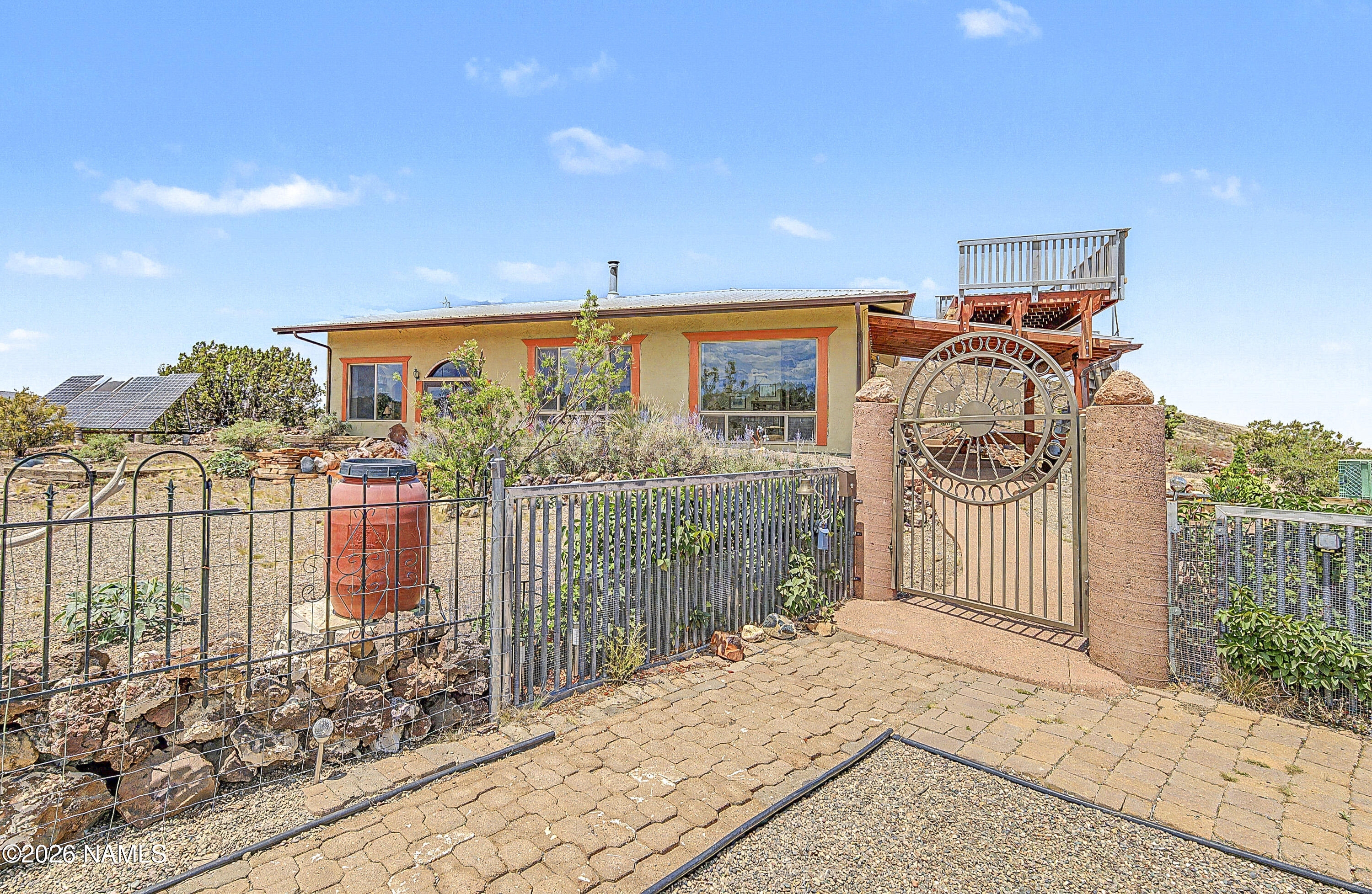 95 Leupp Road Flagstaff, AZ 86004 - Photo 3 of 39 Front