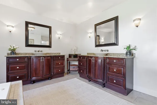 $879,900 | 43 Twining Ford Road, Richboro, PA 18954