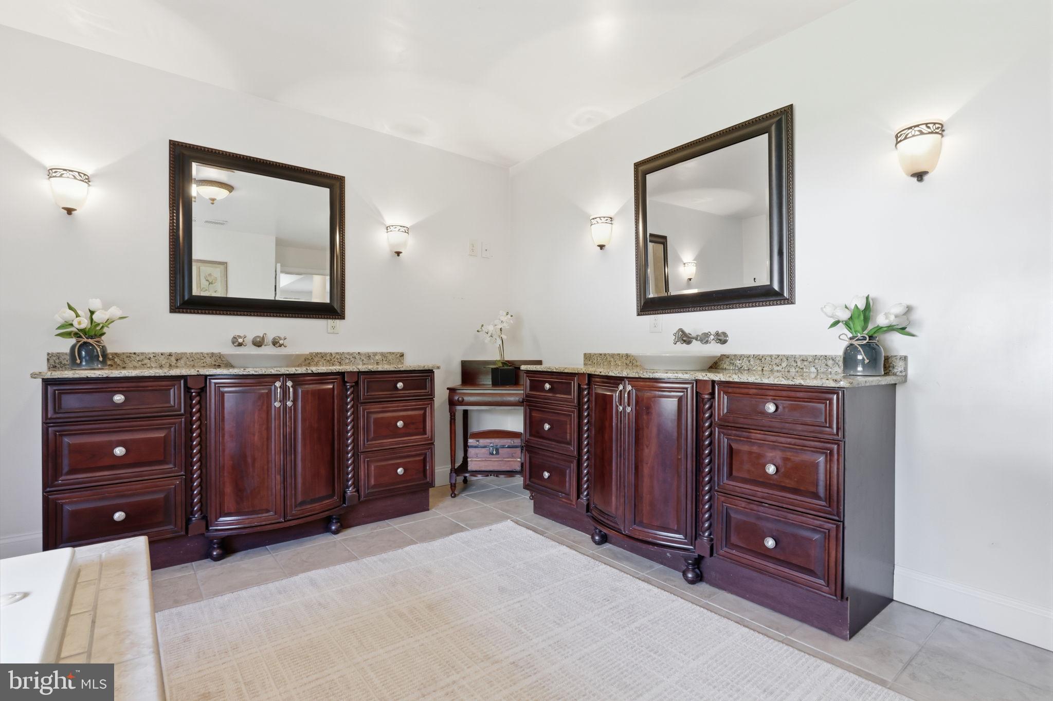 43 Twining Ford Road Richboro, PA 18954 - Photo 36 of 57 a room with a dresser and a mirror