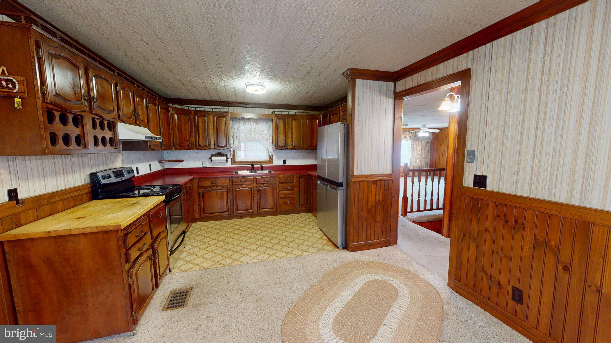 505 Big Ridge Road Lewistown, PA 17044 - Photo 4 of 31 Charming kitchen with warm wood accents.