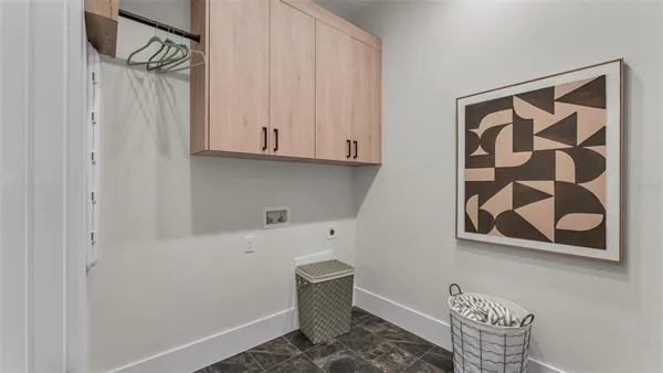 $2,192,000 | 2716 Delphi Hills Boulevard, Lakeland, FL 33812