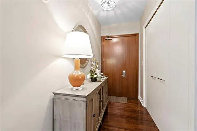 $675,000 | 4950 Central Street, Unit 306, Kansas City, MO 64112