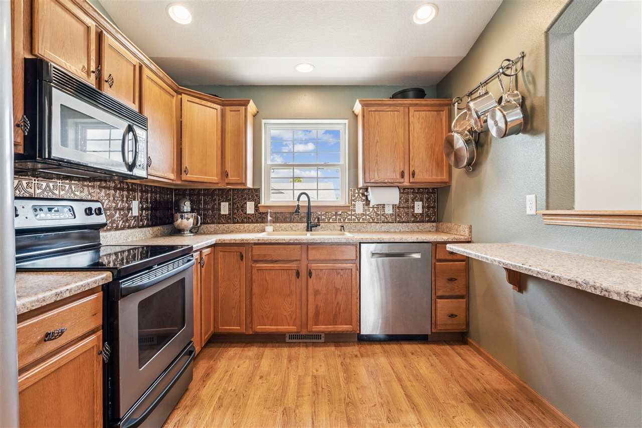 215 North Park Ridge Road North Liberty, IA 52317 - Photo 7 of 24 Gallery Image 7