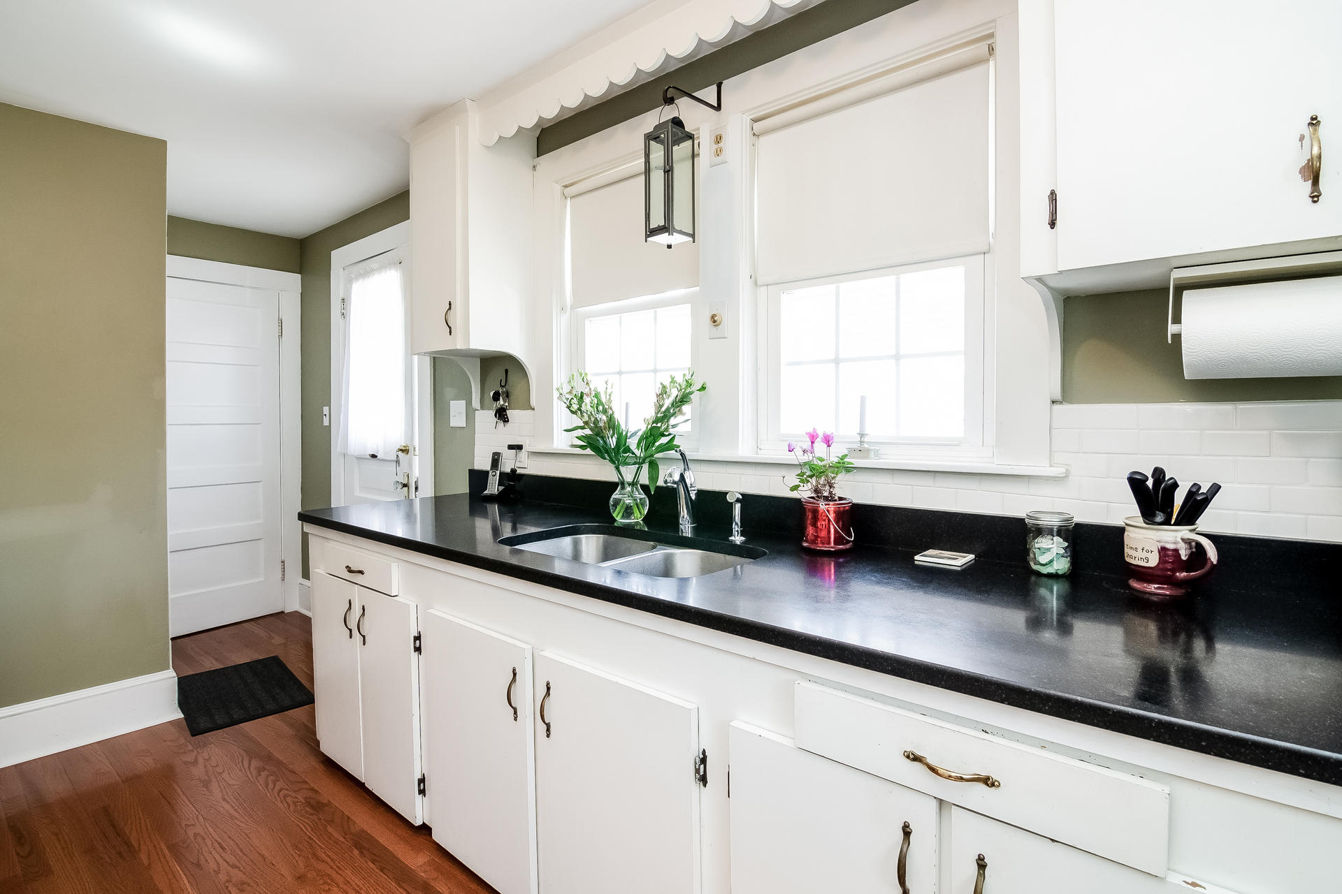 903 Sandwich Road Sagamore, MA 02561 - Photo 10 of 24 009-photo--6898903