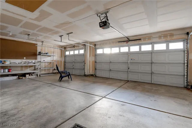 $3,395 | 8516 Dakota Trace Court, Las Vegas, NV 89131