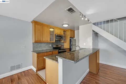$418,000 | 2274 Peacock Place, Unit 2, Union City, CA 94587