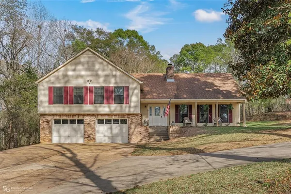 $335,000 | 506 Murry Drive, Minden, LA 71055