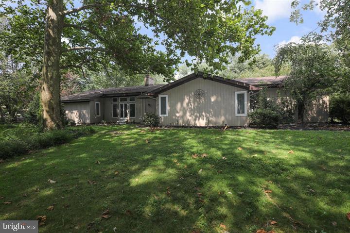 211 Salem Road Moorestown, NJ 08057 - Photo 1 of 39 Welcome to 211 Salem Road!