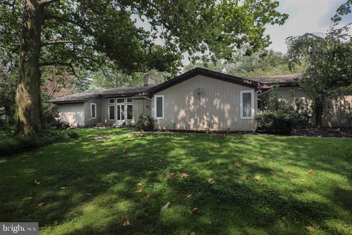 211 Salem Road Moorestown, NJ 08057 - Photo 15 of 39